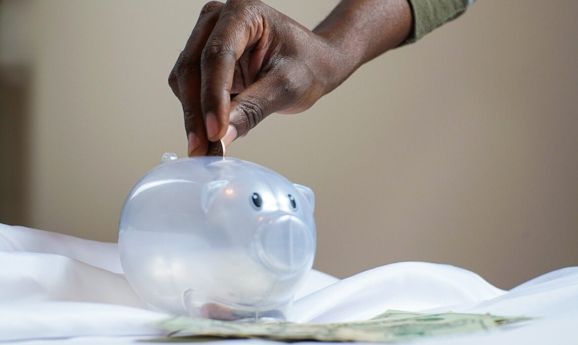 Jak zacząć oszczędzać swoje pieniądze? – 5 sprawdzonych sposobów